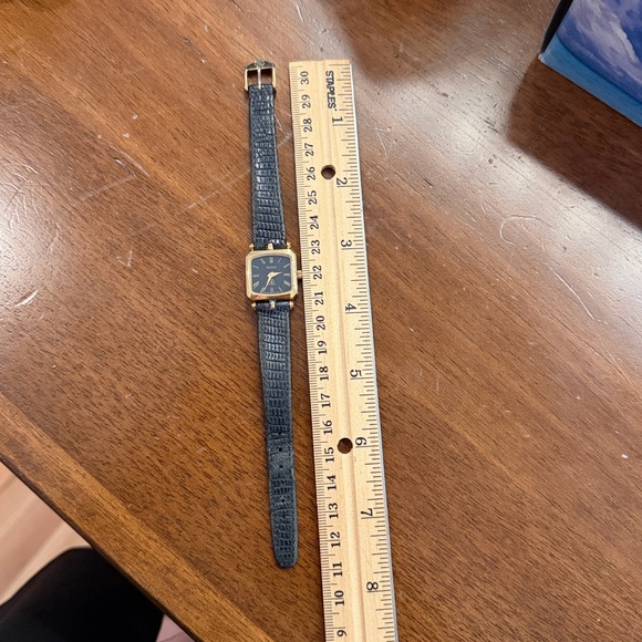 Gucci Gold Tone Square Black Dial Leather Strap Watch - Picture 4 of 6